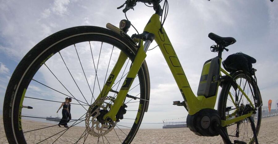 South Lisbon: 3-Hour Christ the King Electric Bike Tour - Praça da Figueira and the mercantile Lisbon vibe by bike