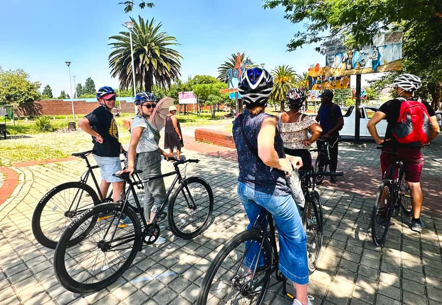 Soweto: Guided Bicycle Tour with Lunch - From Vilakazi Espresso to your first Soweto stories