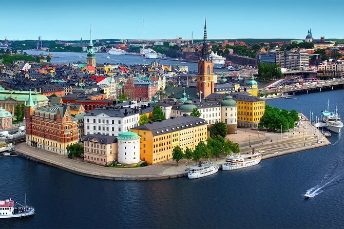 Stockholm's Best Bike Tour! - Waterfront riding: Nybrokajen, Strandvägen, and the museum corridor mindset
