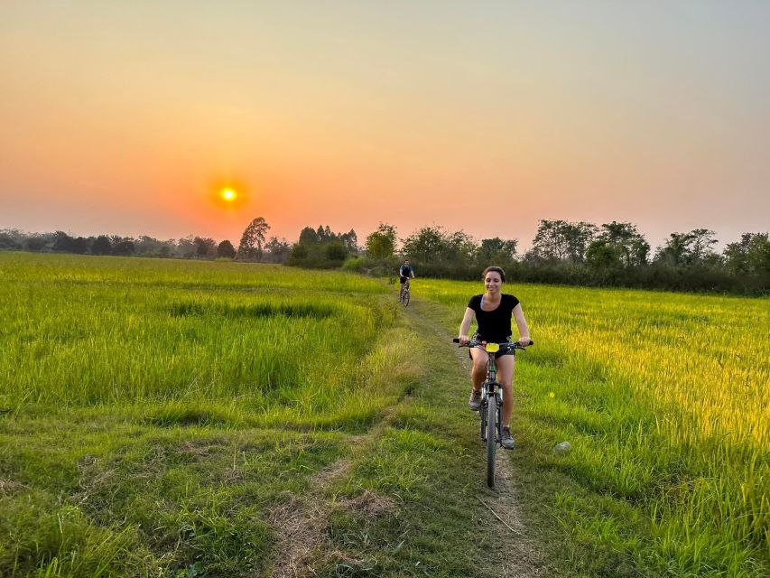 Sukhothai: 2.5-Hours Guided Countryside Sunset Bike Tour - Why This Sunset Bike Tour Feels Different Than “Temple Time”