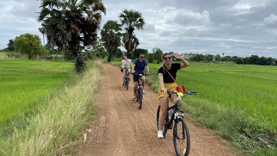 Sukhothai: Historical Park & Countryside Cycling Tour - Village roads and rice paddies: the view you’ll remember