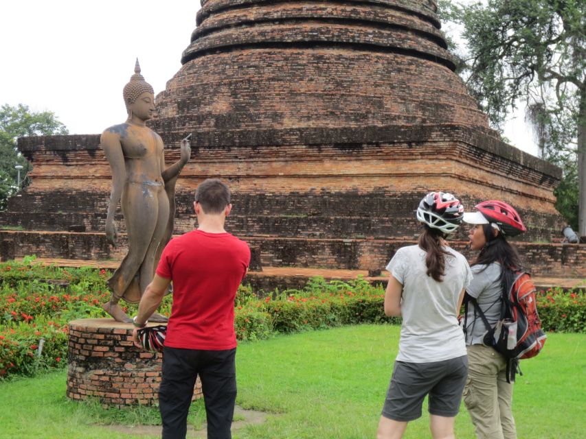 Sukhothai: Historical Park & Countryside Cycling Tour - Bikes, safety, and packing for Sukhothai heat