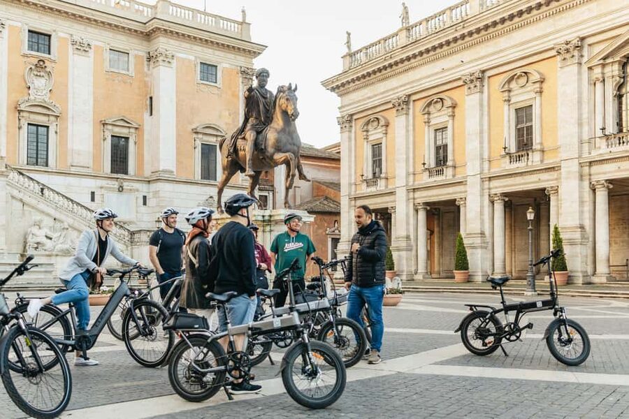 Sunrise in Rome: Small Group E-Bike Tour & Italian breakfast - Campidoglio Hill sunrise: the view stop that sets the whole mood
