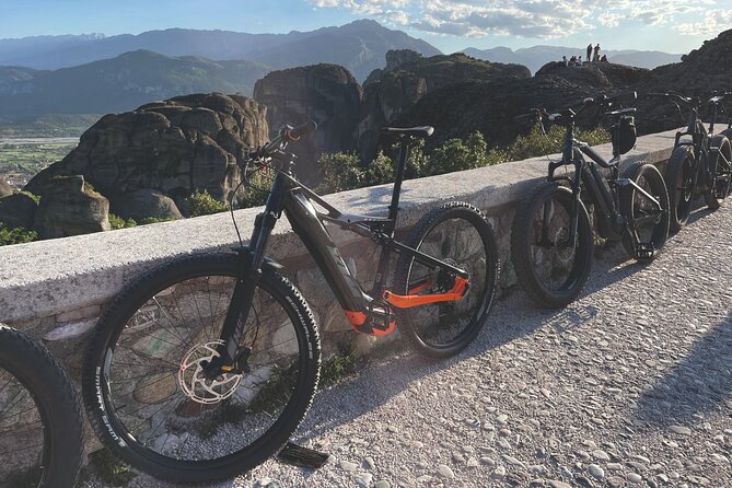 Sunset Meteora Tour on E-Bike - Stop 3: Downhill Fun Into Kalambaka After Sunset