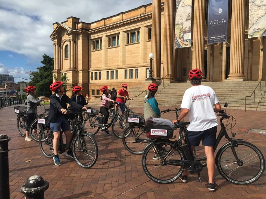 Sydney: Guided Harbour E-Bike Tour - Mrs Macquarie’s Chair and Mrs Macquarie’s Road: Opera House Views, Up Close