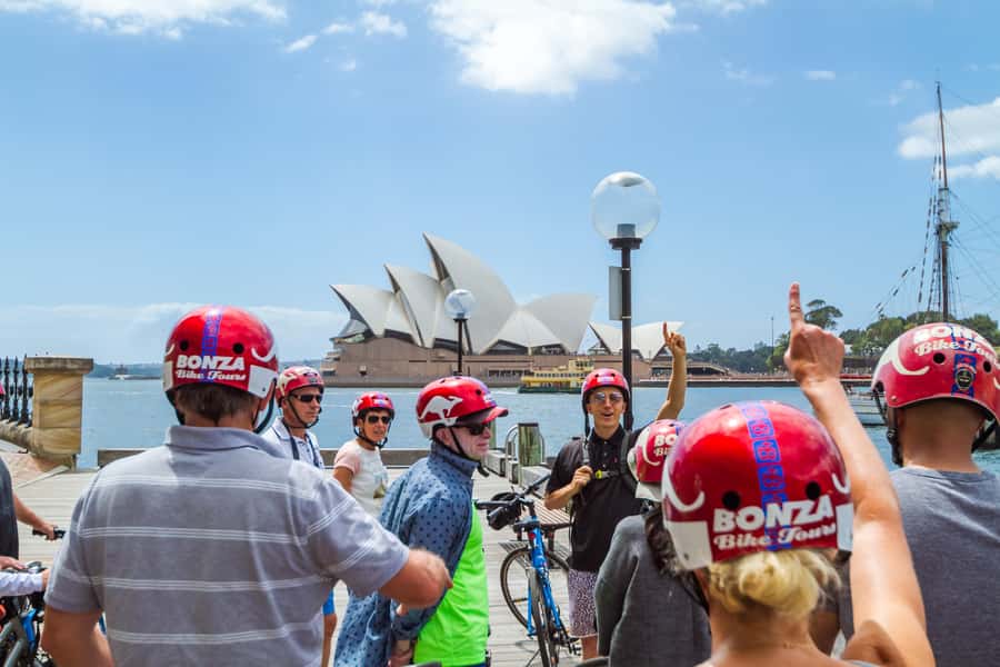 Sydney: Iconic Sights 4-Hour Bike Tour - Key things to know before you ride