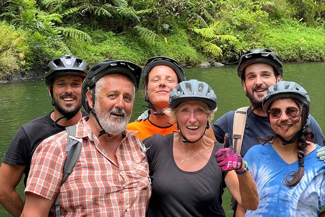 Tahiti excursion adventure circuit MTB MTB E-Bike private valley - Bassin du Roi and the Black-Sand Swim: Lunch, Water, and a Little Shock