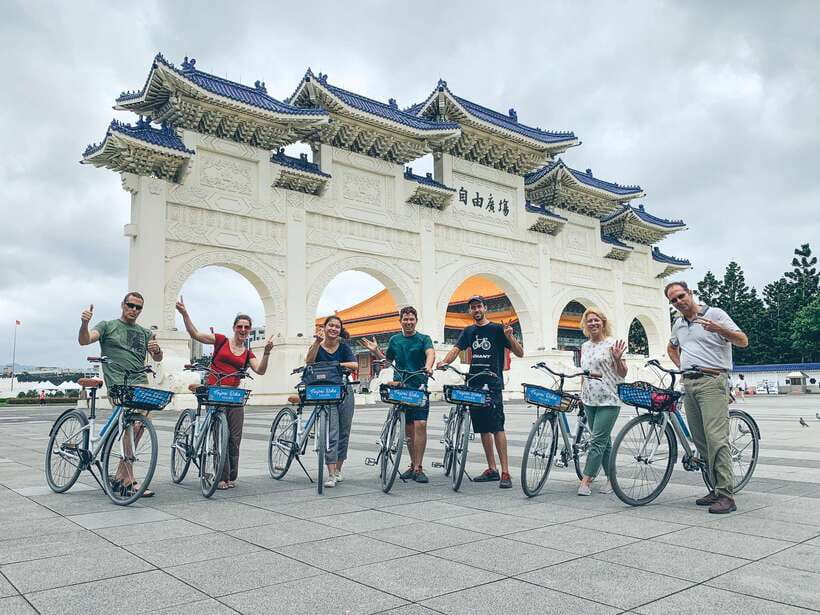 Taipei: 4-Hour Morning City Cycling Tour with Breakfast - Key highlights that make this ride worth your morning
