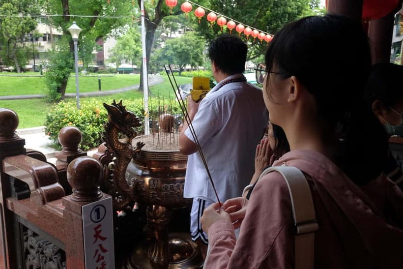 Taipei: 4-Hour Morning City Cycling Tour with Breakfast - Tamsui Riverside Bikeway: Why This Is the Perfect Mid-Tour Reset
