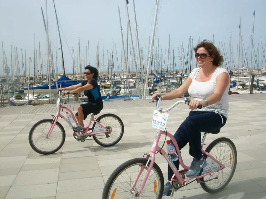 Tel Aviv 3-Hour Easy Bike Tour - Neve Tzedek and the Suzanne Dellal Centre for Dance and Theatre