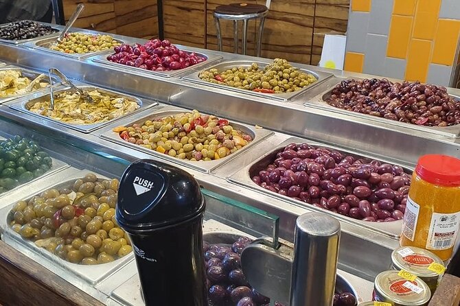 Tel Aviv Highlights Bike Tour - Getting There at HaTaarucha St 3 (and Using the Free Parking)