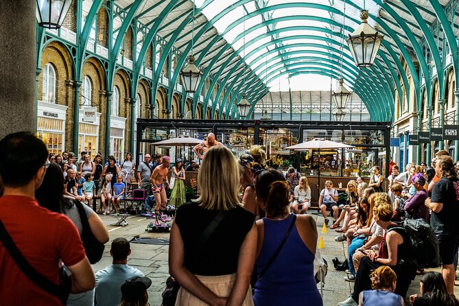 The Classic Highlights Bike Tour with a local guide - Trafalgar Square to Covent Garden: squares and street life