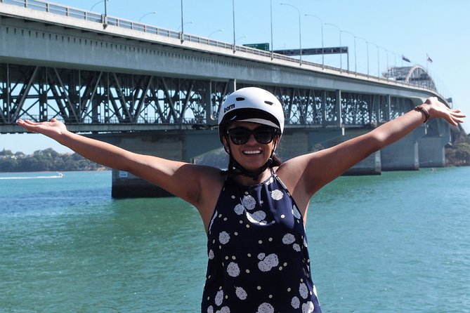 The Classic: our most popular electric bike tour of Auckland's Highlights - Auckland Museum stop: fast context, and tickets not included