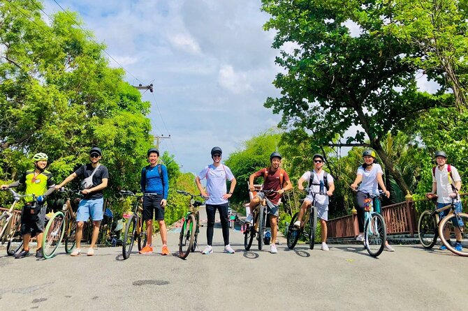 The Original Bicycle Tour in the Green Jungle of Bangkok - What it’s like to ride: pace, group size, and guide attention