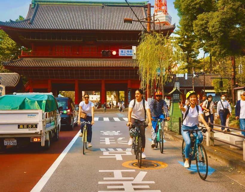 Tokyo: 3-Hour Bike or E-Bike Tour of City's Hidden Gems - Finding the start: Commodore Perry statue near Daimon