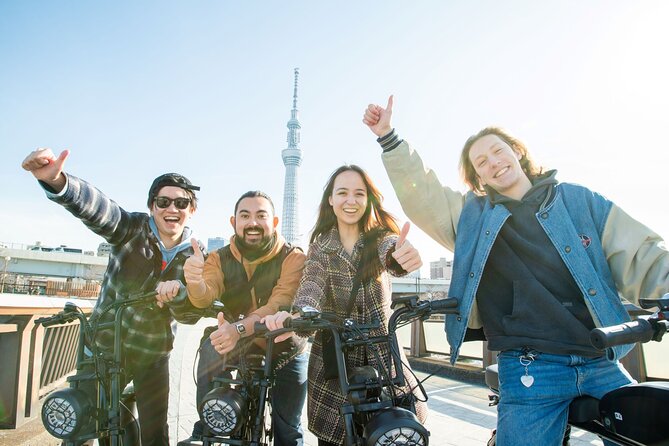 Tokyo E-bike Rental: Let's enjoy as a local! - Imperial Palace and Yoyogi Park: A Peaceful Contrast Ride