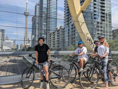 Toronto: Heart of Downtown 3.5-Hour Bike Tour - Meeting near Dundas: start location and the first 10 minutes matter