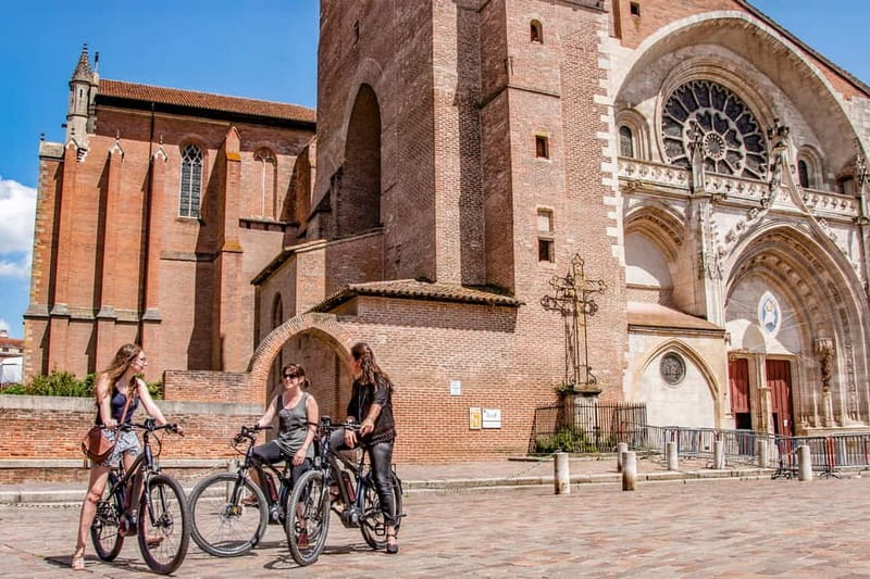 Toulouse E-Bike Tour - The Guide Experience: Professional Cycling Monitor and Local Explanations