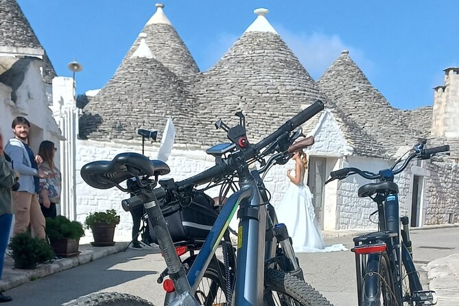 Tour Ebike Trulli Alberobello - Meeting at Corso dei Mille and getting your e-bike ready