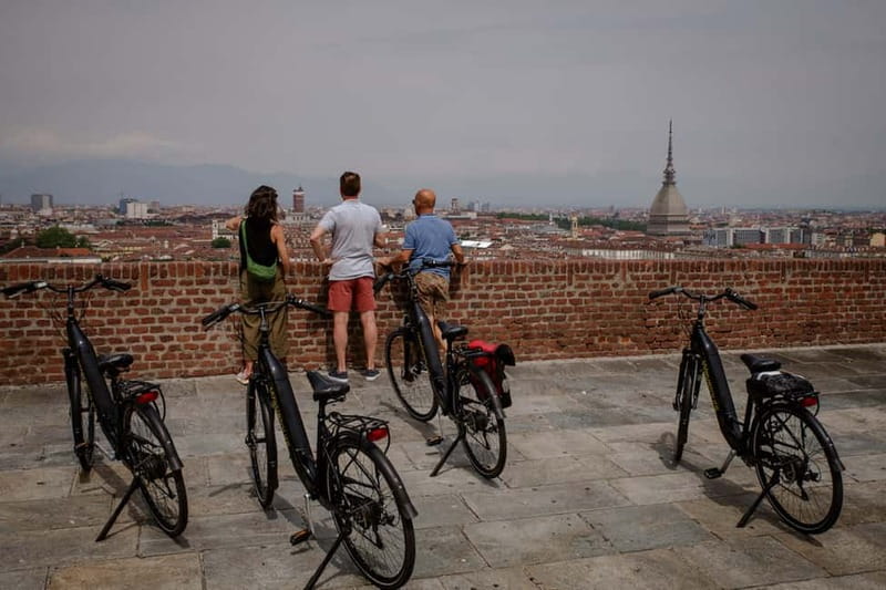 Turin E-Bike Tour: Explore the City and Its Best Viewpoint - The loop through UNESCO territory: Piazza Carignano and its famous buildings