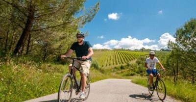 Tuscany: E-Bike Tour from Florence with Lunch - Starting Point at Piazza Mentana: Getting Oriented Fast