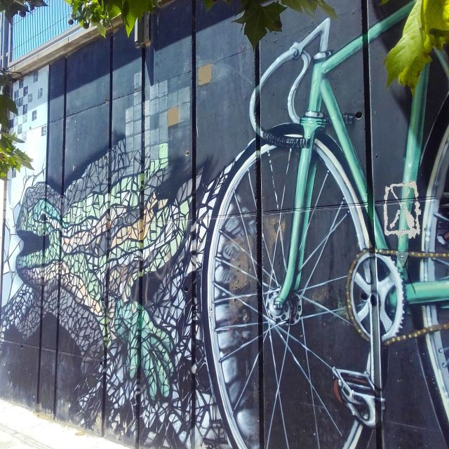 Unusual Barcelona Bike Tour in French - Should you book this unusual Barcelona bike tour?
