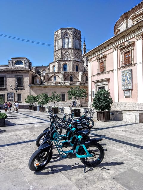Valencia all in one: beaches, old town & city arts by E-bike - City of Arts and Sciences: futuristic architecture you can actually time