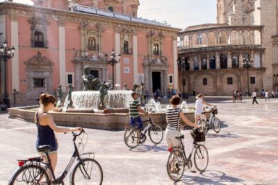 Valencia Bike Tour - Starting at Hola! Rent a Bike: What the Setup Feels Like