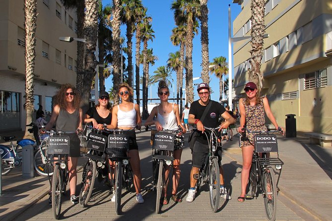 Valencia Bike Tour from the City to the Beach, plus Bike Guy App! - Torres de Serranos to the old streets: the orientation you’ll actually remember