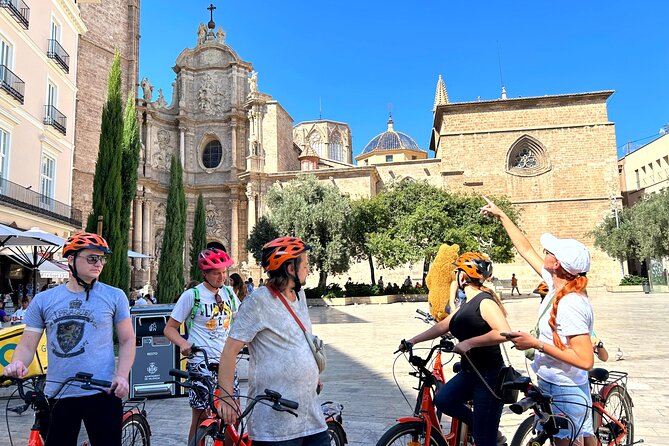 Valencia City Highlights in Guided Bike or E-Bike Tour - Rolling Out from Bike Rental Valencia Near Carrer de Sogorb