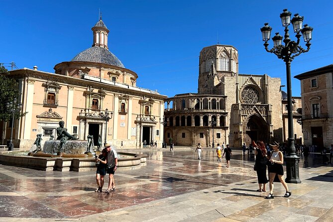 Valencia City Highlights in Guided Bike or E-Bike Tour - Mercat Central and the Church-and-Square Stops That Feel Local