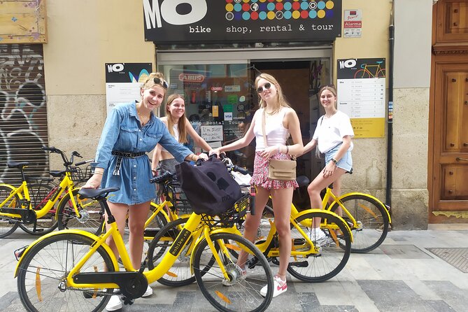 Valencia City MO'Bike Tour - Silk Exchange and the old city wall: La Lonja and Torres de Serrans