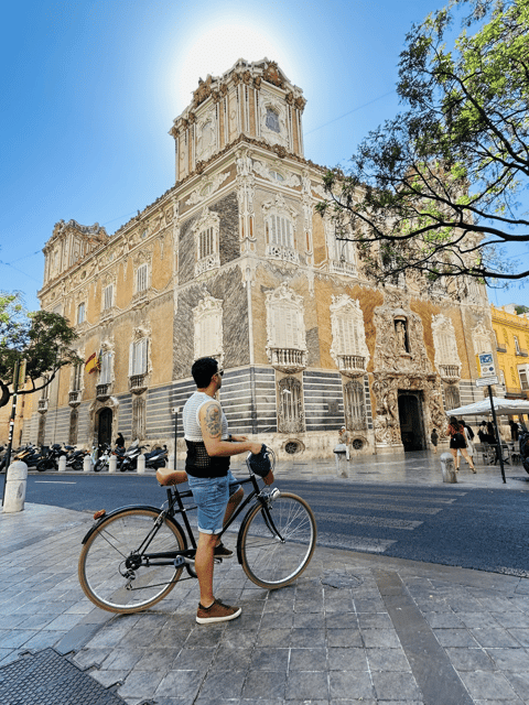 Valencia: Essentials Bike Tour from Ruzafa - Key things I’d circle before booking