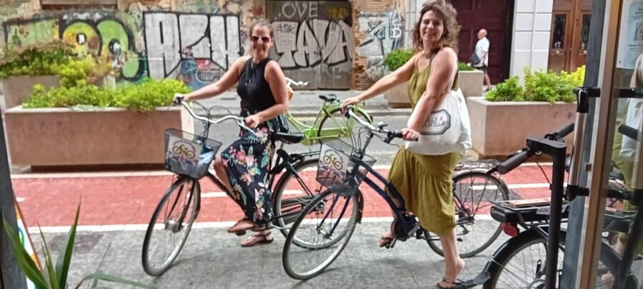 Valencia: Essentials Bike Tour from Ruzafa - Getting started at Calle de Cuba with a real city-bike setup