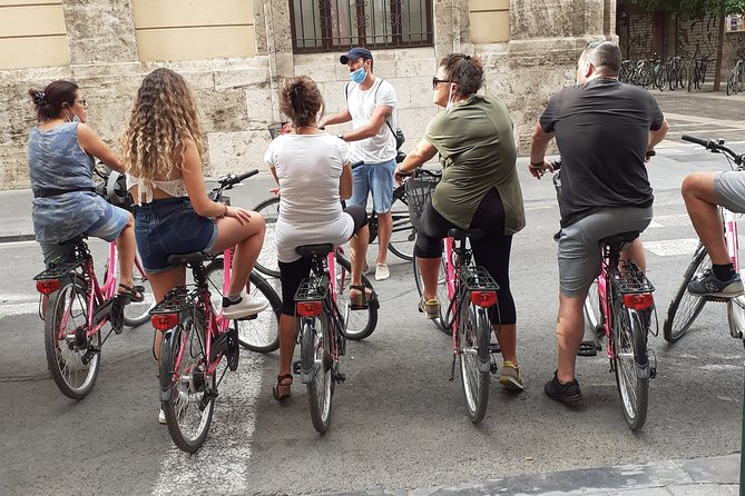 Valencia Highlights Bike Tour - 9 km Through Turia Park: the Ride That Makes the Whole Tour