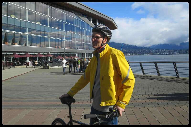 Vancouver: Stanley Park & Downtown Bike Tour - Bike, helmet, water, and a guide who keeps the day moving
