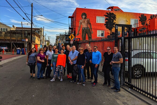 Venice Vibrations Public Bike Tour Experience - Stop 2: Venice Art Walls on the Sand (Legal Graffiti, Real Stories)