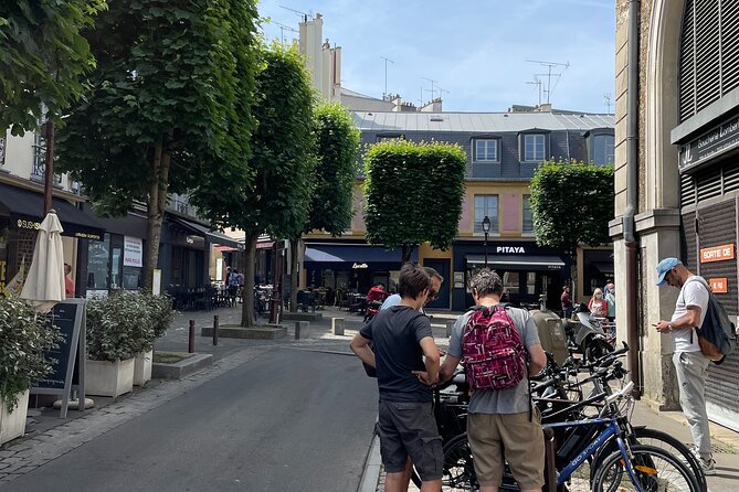 Versailles Full-Day Electric Bike Tour : Market, Picnic & Palace - Bikes, gear, and effort: what moderate fitness means in real life