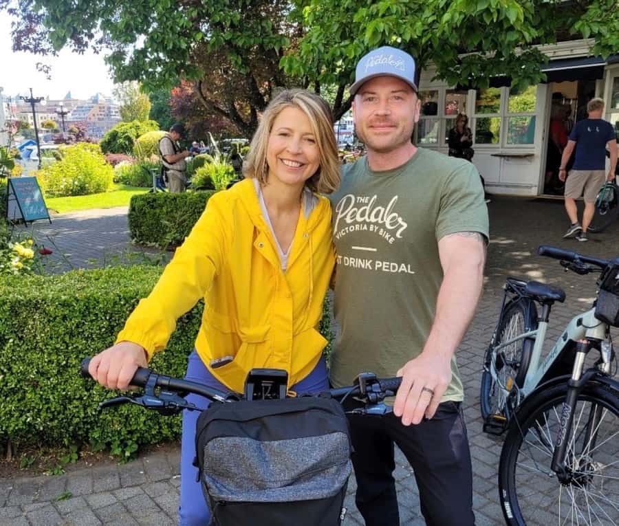 Victoria City Highlights Bike Tour - Castle Hoods & Legends - Key highlights you’ll feel during the ride