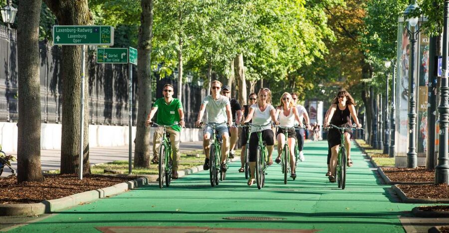 Vienna by Bike 3-Hour All-In-One City Bike Tour in English - The Opera House to City Hall stretch: architecture you can read
