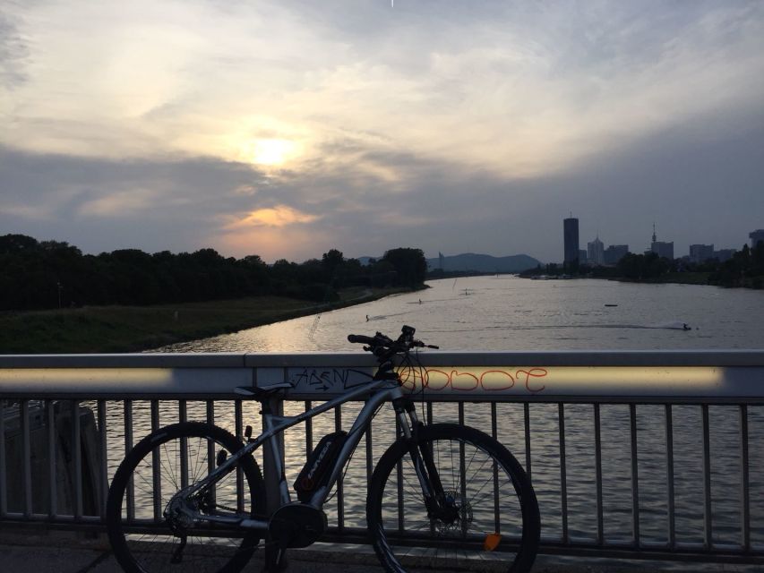 Vienna: Guided E-Bike Tour - Tips to ride well and enjoy the stops