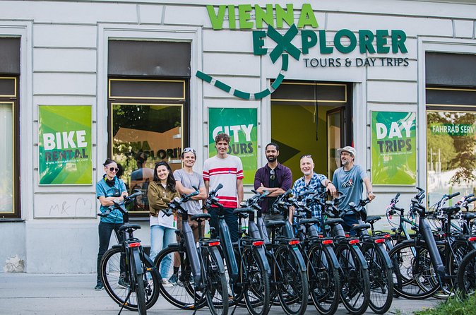 Vienna Small Group E-Bike Tour - Hundertwasserhaus and the Color-Coded Side of Vienna