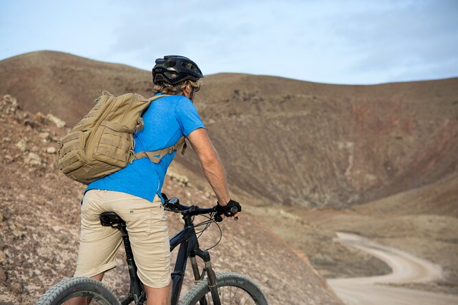 Volcanic Discovery PREMIUM eBike Tour: 35 km - Premium e-bikes: the smart way to ride Fuerteventura’s ups and downs