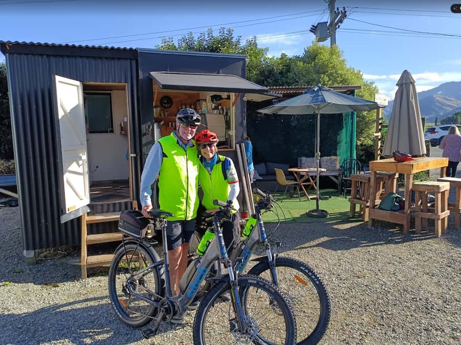 Wānaka And Hāwea: Trail Ride on Bike or E-Bike - Should You Book This Wānaka And Hāwea Trail Ride?