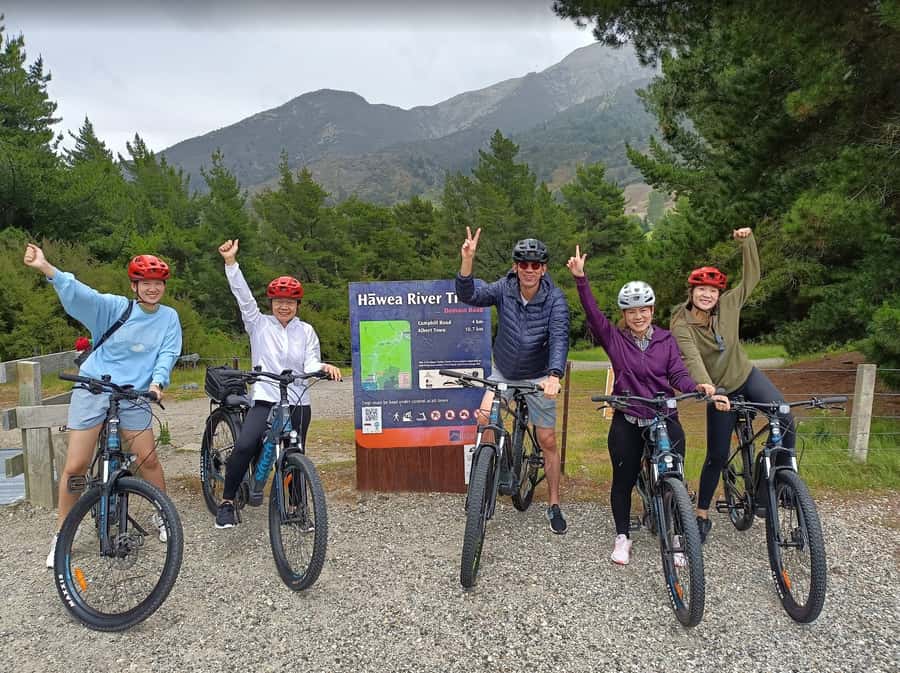 Wānaka And Hāwea: Trail Ride on Bike or E-Bike - Why the Hāwea and Clutha Rivers Make This Ride Special