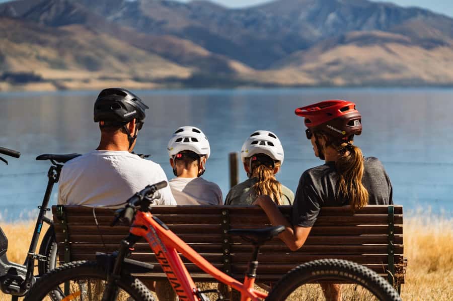 Wānaka: Gladstone Track and Wanaka Trails on Bike or eBike - e-bike vs standard bike: what changes in real life