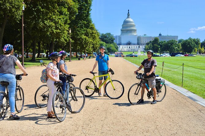 Washington DC Capital Sites Bike Tour - Natural History on the move: Hall of Gems and the Hope Diamond