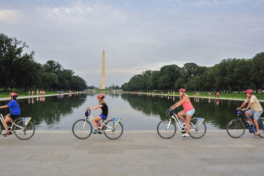 Washington DC: Monuments and Memorials Bike Tour - Why bike the National Mall: fast sights without the marathon walk