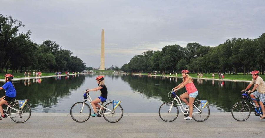 Washington DC: Monuments and Memorials Bike Tour - Pacing, photos, and how to enjoy the 10-minute stop rhythm