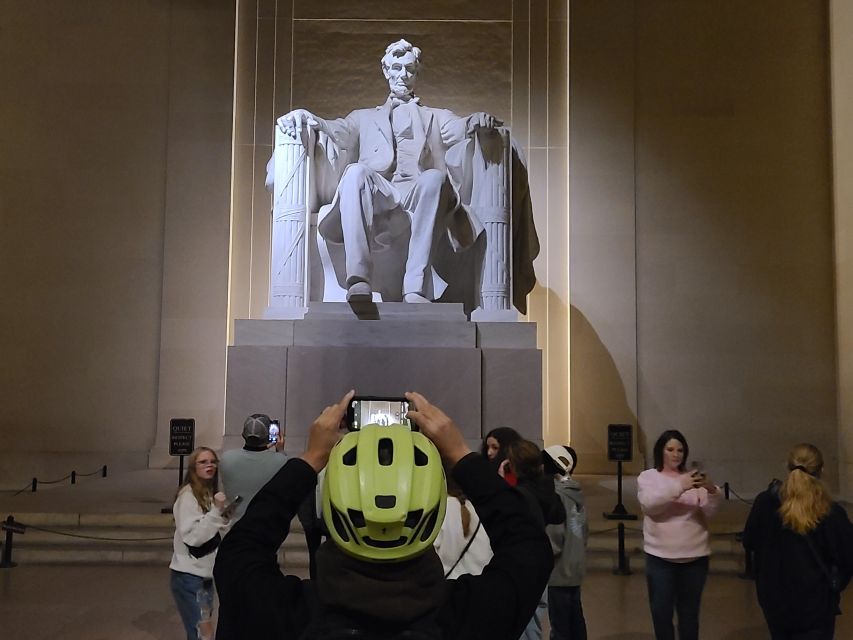 Washington DC: Monuments by Night Bike Tour - What you actually learn: a guide turns monuments into a timeline